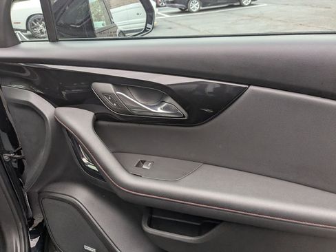 Used 2025 Chevrolet Blazer RS image 33