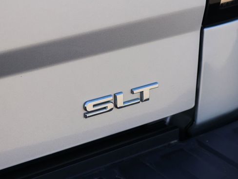 Used 2017 GMC Sierra 1500 SLT AWD/4WD image 35