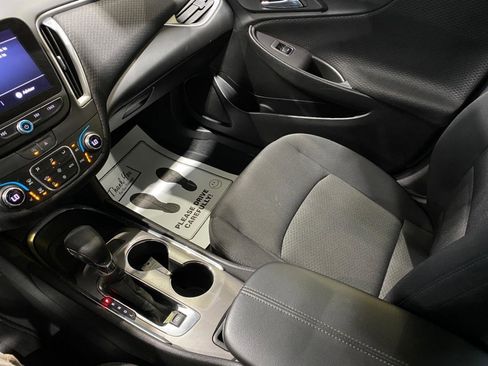 Used 2023 Chevrolet Malibu LT FWD image 15
