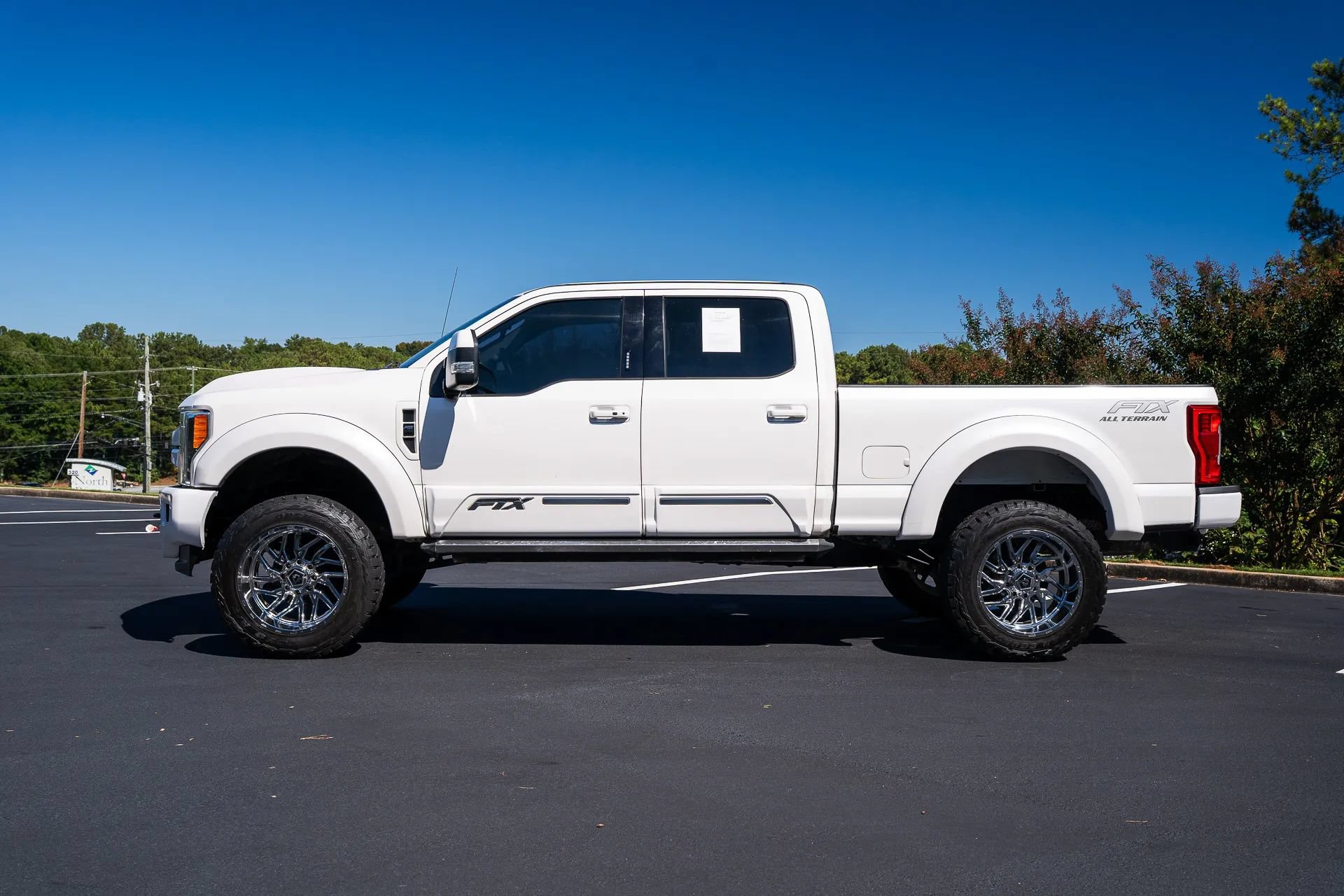 Used 2019 Ford F250 Lariat w/ Lariat Ultimate Package AWD/4WD image 5