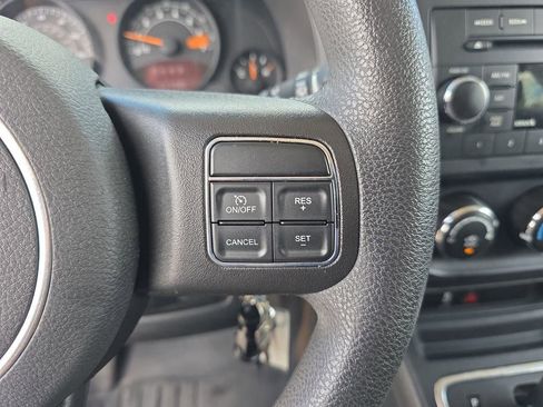 Used 2015 Jeep Patriot Sport w/ Power Value Group image 32