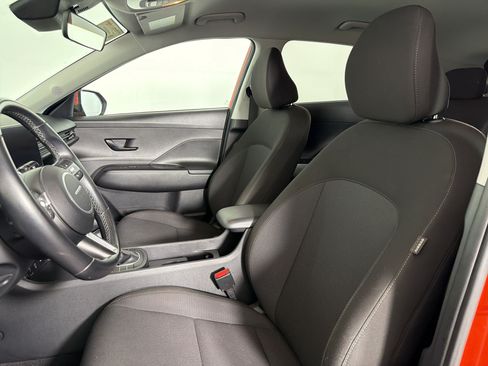 Used 2024 Hyundai Kona SEL AWD/4WD image 4