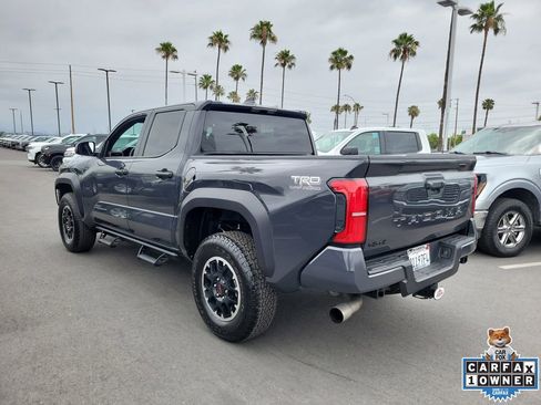 Used 2025 Toyota Tacoma TRD Off-Road AWD/4WD image 3