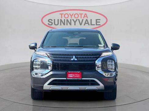 Used 2024 Mitsubishi Outlander SE AWD/4WD image 11