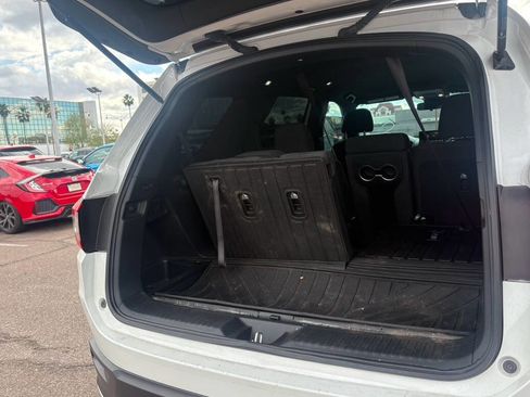 Used 2023 Honda Pilot Sport image 7