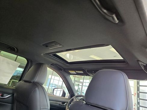 New 2025 MAZDA CX-5 Signature image 8