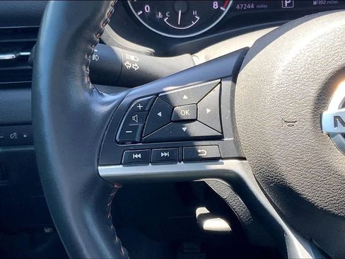 Used 2021 Nissan Sentra SR w/ SR Premium Package FWD image 24
