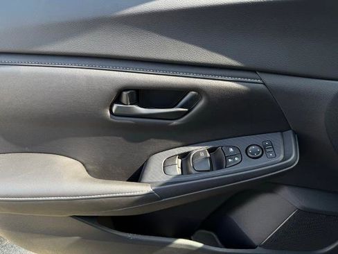 New 2025 Nissan Sentra S image 17