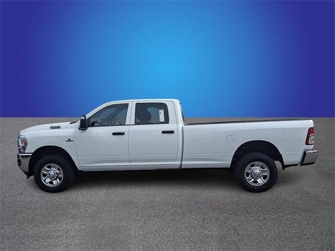 Used 2023 RAM 3500 Tradesman w/ Chrome Appearance Group image 7