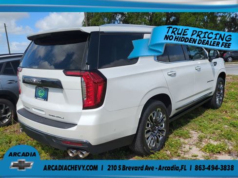 Used 2023 GMC Yukon Denali Ultimate AWD/4WD image 4