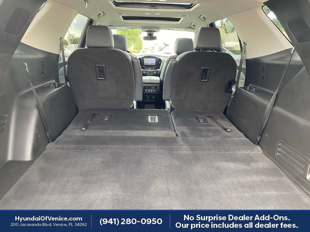 Used 2019 Chevrolet Traverse Premier w/ Driver Confidence II Package FWD image 24
