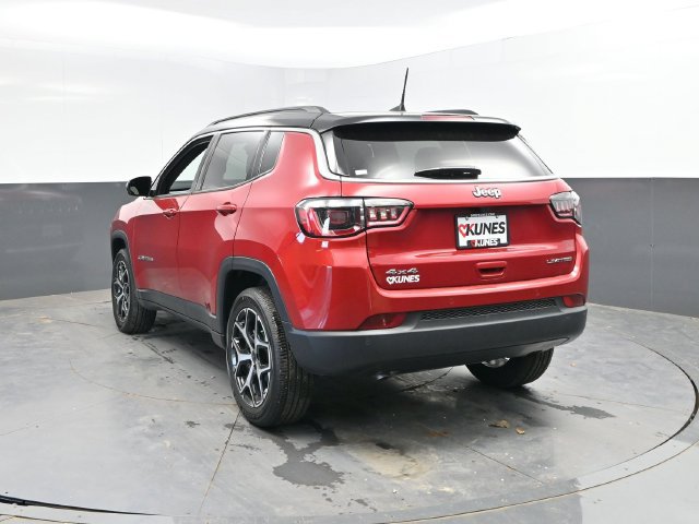 Used 2026 Jeep Compass Limited w/ Mopar All Weather Package AWD/4WD image 10
