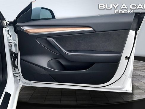 Used 2022 Tesla Model 3 Performance image 24