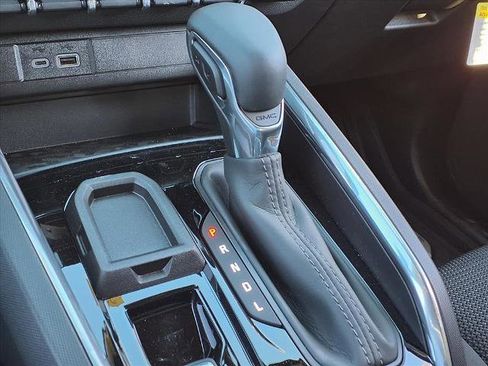 New 2026 GMC Canyon Elevation w/ Convenience Package image 13