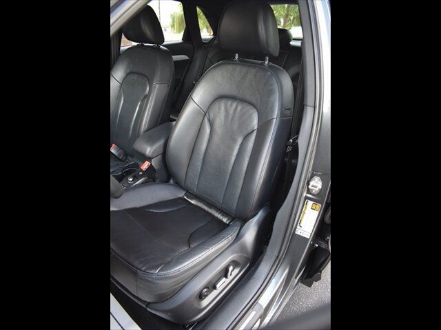 Used 2018 Audi Q3 2.0T Premium AWD/4WD image 16