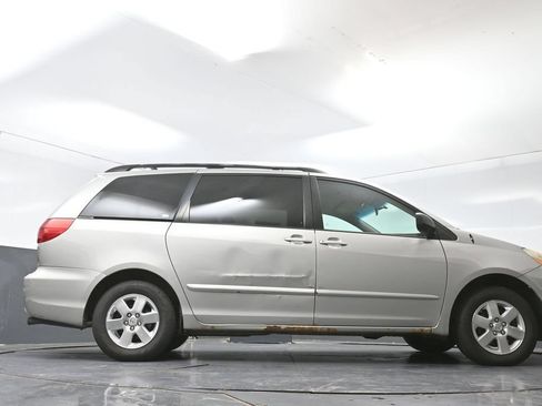 Used 2008 Toyota Sienna CE FWD image 18
