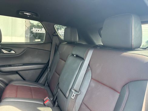 Used 2025 Chevrolet Blazer RS FWD image 6