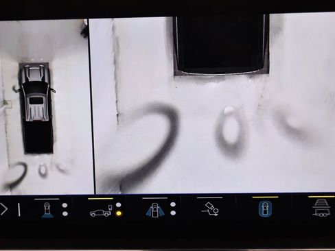 Used 2025 Chevrolet Silverado 2500 High Country w/ High Country Premium Package image 29