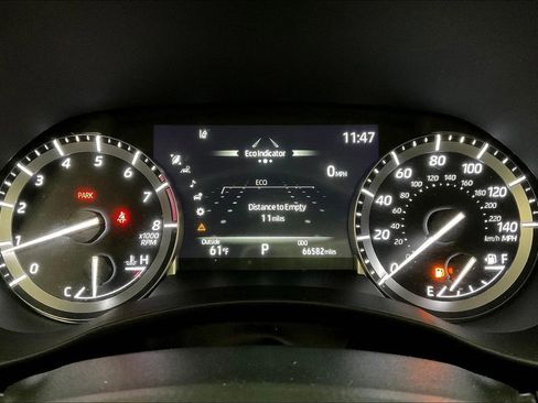 Used 2022 Toyota Highlander XLE image 23