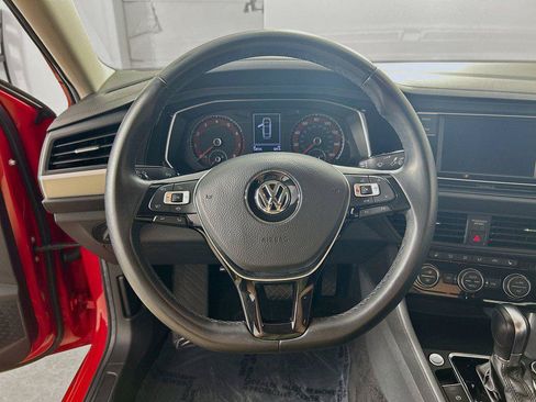 Used 2019 Volkswagen Jetta SE FWD image 11