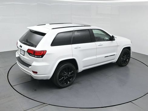 Used 2021 Jeep Grand Cherokee Laredo X AWD/4WD image 46