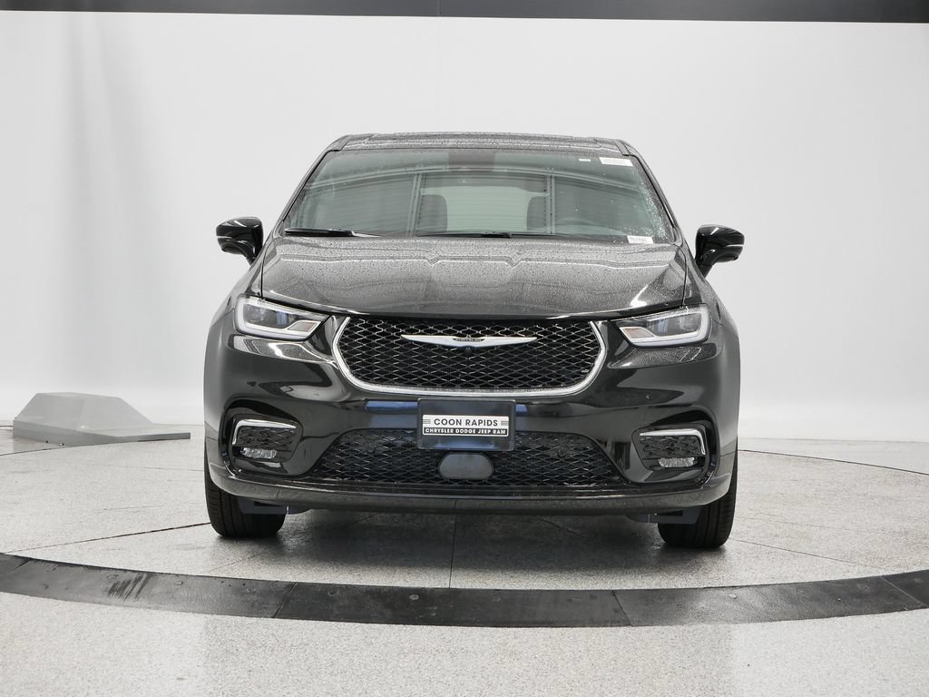 New 2026 Chrysler Pacifica Select AWD/4WD image 13