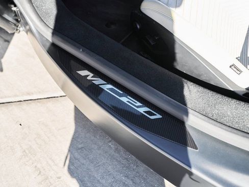 Used 2023 Maserati MC20 Spyder image 39