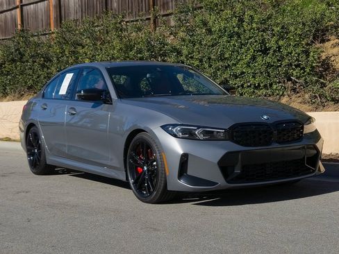 Used 2023 BMW M340i w/ Premium Package image 2