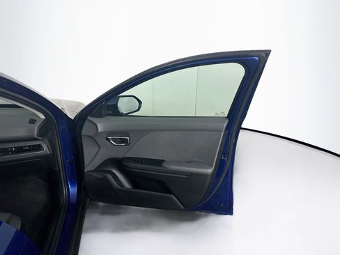 Used 2025 Kia K4 EX FWD image 33