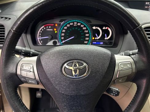 Used 2012 Toyota Venza XLE image 12