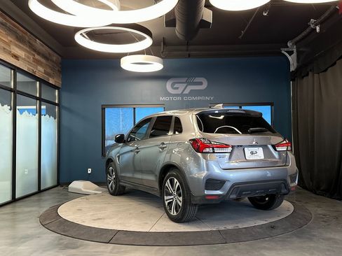 Used 2021 Mitsubishi Outlander Sport SE image 5