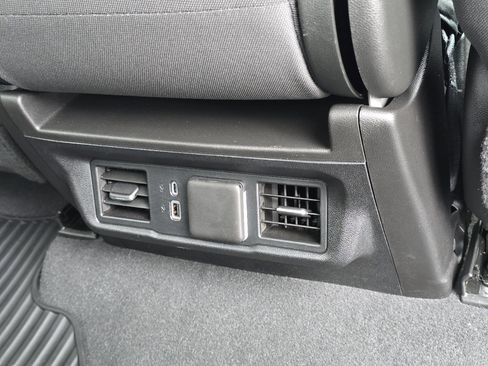 Used 2024 GMC Sierra 1500 Elevation image 27