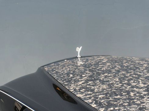 Used 2024 Rolls-Royce Phantom Sedan w/ The Phantom Package RWD image 56