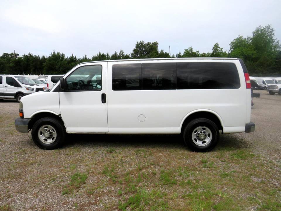 Used 2014 Chevrolet Express 2500 LT w/ LT Preferred Equipment Group RWD image 7