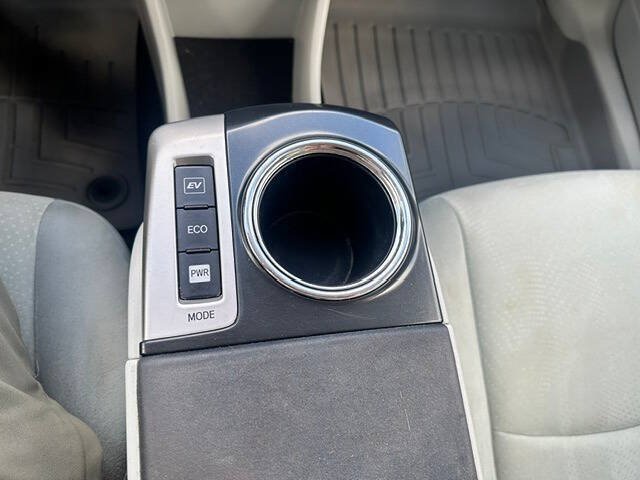 Used 2012 Toyota Prius V Two FWD image 15