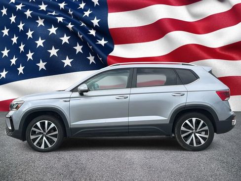 Used 2024 Volkswagen Taos SE FWD image 10