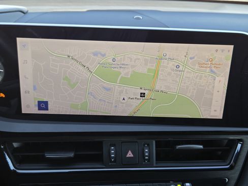 Used 2024 Lexus ES 300h F Sport image 14