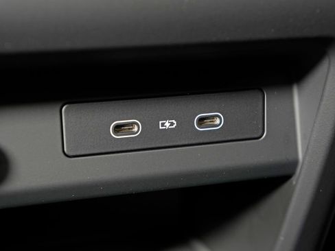Certified 2026 Porsche Cayenne Coupe AWD/4WD image 35