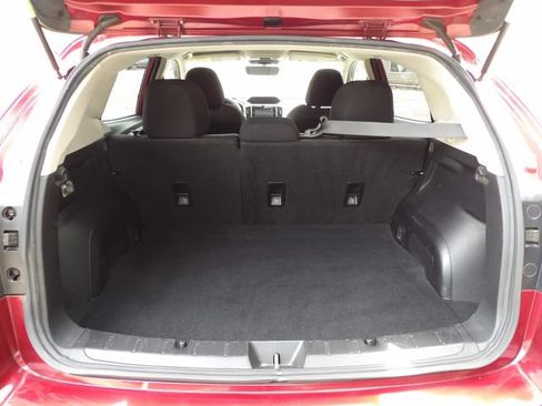 Used 2019 Subaru Crosstrek 2.0i AWD/4WD image 10