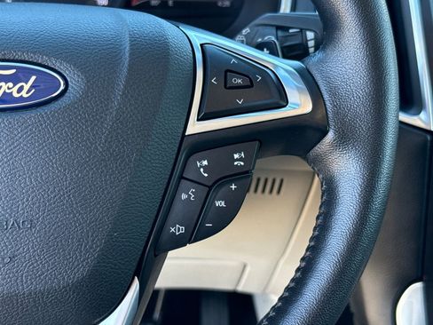 Used 2016 Ford Edge Titanium w/ Technology Package FWD image 16