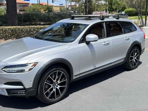 Used 2020 Volvo V90 T6 Cross Country AWD/4WD image 44