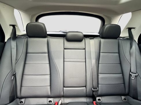 Used 2024 Mercedes-Benz GLE 350 4MATIC w/ Winter Package image 22