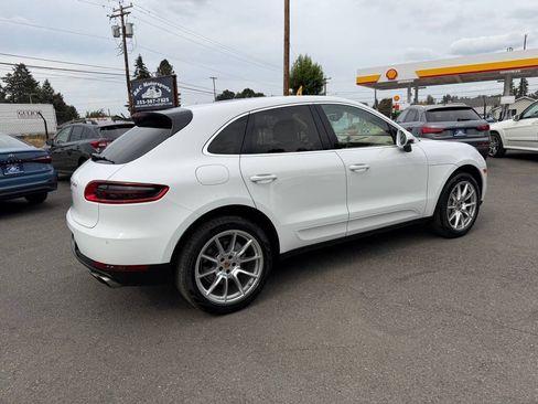 Used 2015 Porsche Macan S AWD/4WD image 9