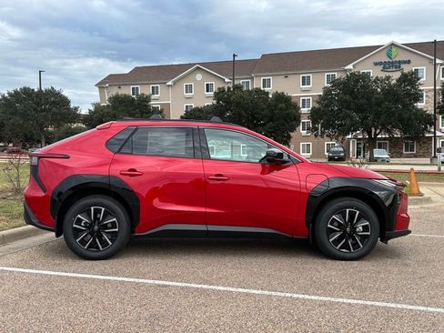 New 2026 Toyota bZ XLE image 5