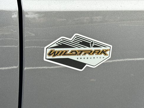 Used 2022 Ford Bronco Wildtrak image 35