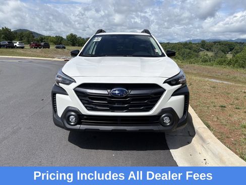 Certified 2025 Subaru Outback Premium w/ Popular Package #1A AWD/4WD image 2