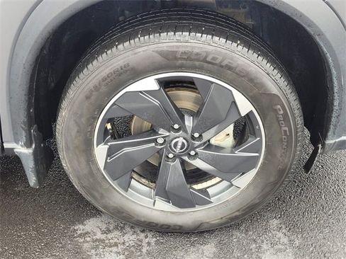 Certified 2024 Nissan Rogue SV image 16