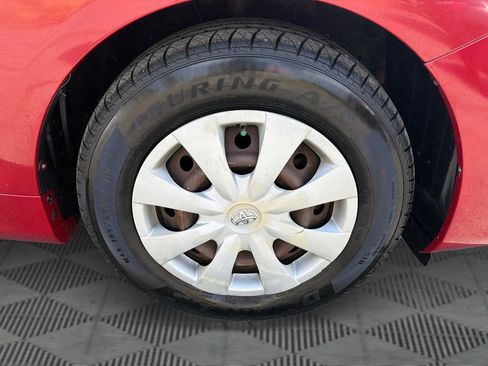 Used 2010 Toyota Corolla LE image 30