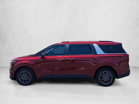 Used 2025 Kia Carnival EX FWD image 9