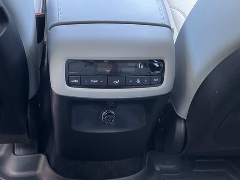 Certified 2025 Hyundai Palisade SEL FWD image 18